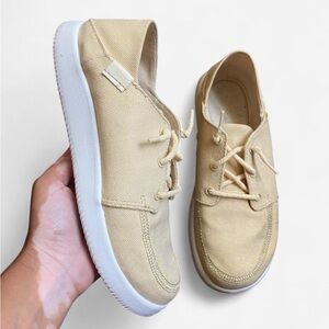 Chaco Chillos Sneakers Shoes Women’s size 7